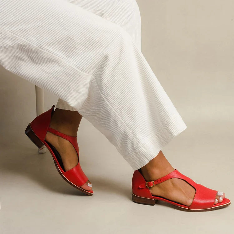 ALBINA | Elegant open-toe flat sandals with strap for a refined look