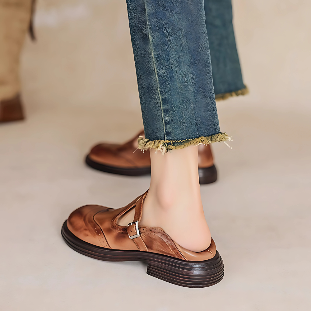 Dionne – Classic Shoes