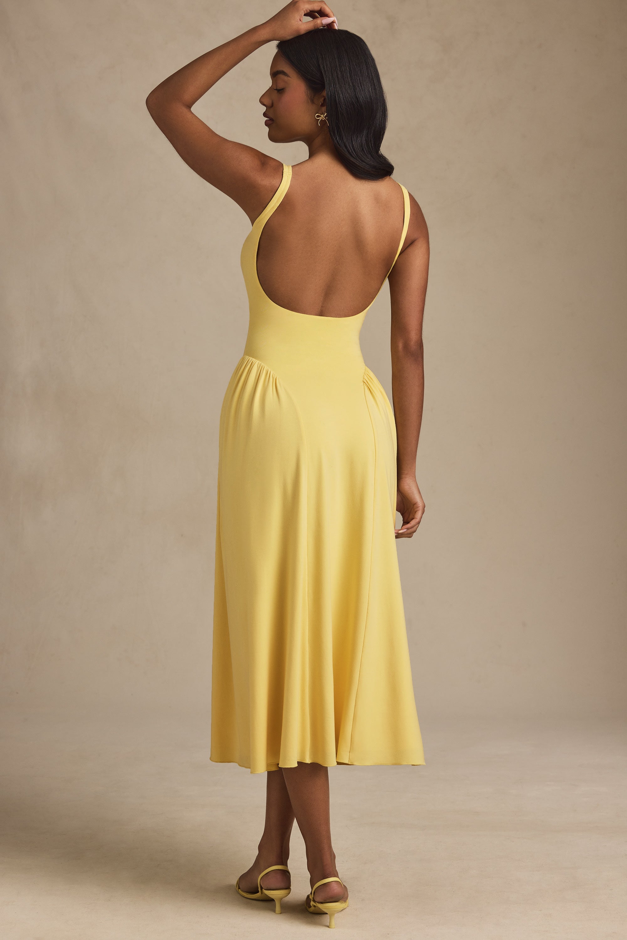 Marlowe & Co | Mid Maxi Dress in Pastel Yellow