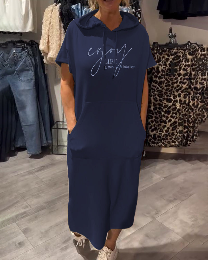Marlowe & Co | Ebba™ Casual dress with hood and feminine fit