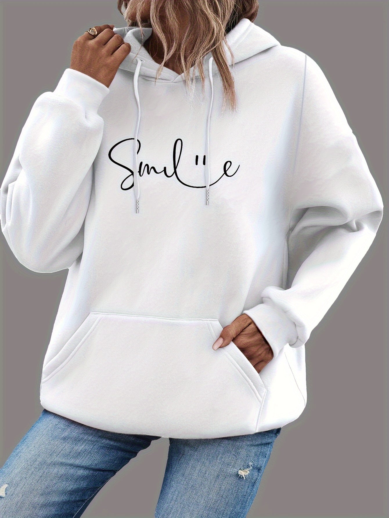 Lea™ | Smile Hoodie with Good Vibes