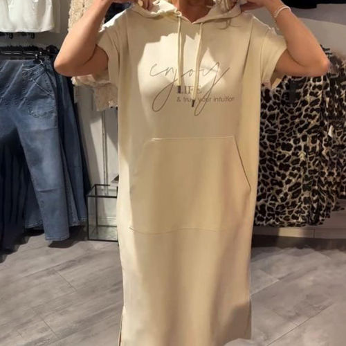 Marlowe & Co | Ebba™ Casual dress with hood and feminine fit