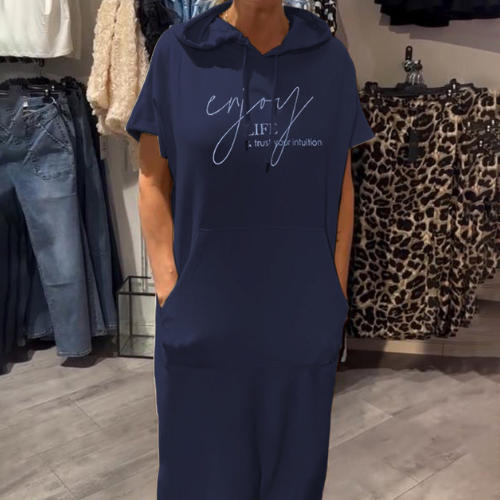 Marlowe & Co | Ebba™ Casual dress with hood and feminine fit