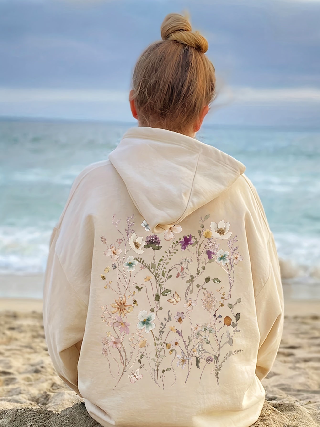 Alva™ | Floral Print Hoodie for Relaxed Moments
