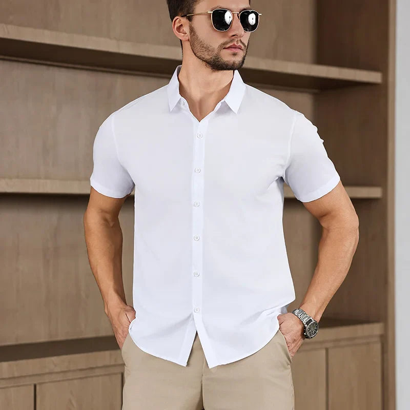 Short-Sleeve Shirt – Solid Business Casual