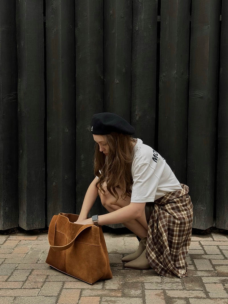Lessly Bag
