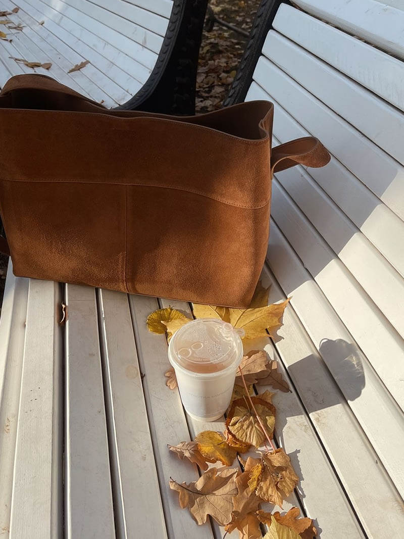 Lessly Bag