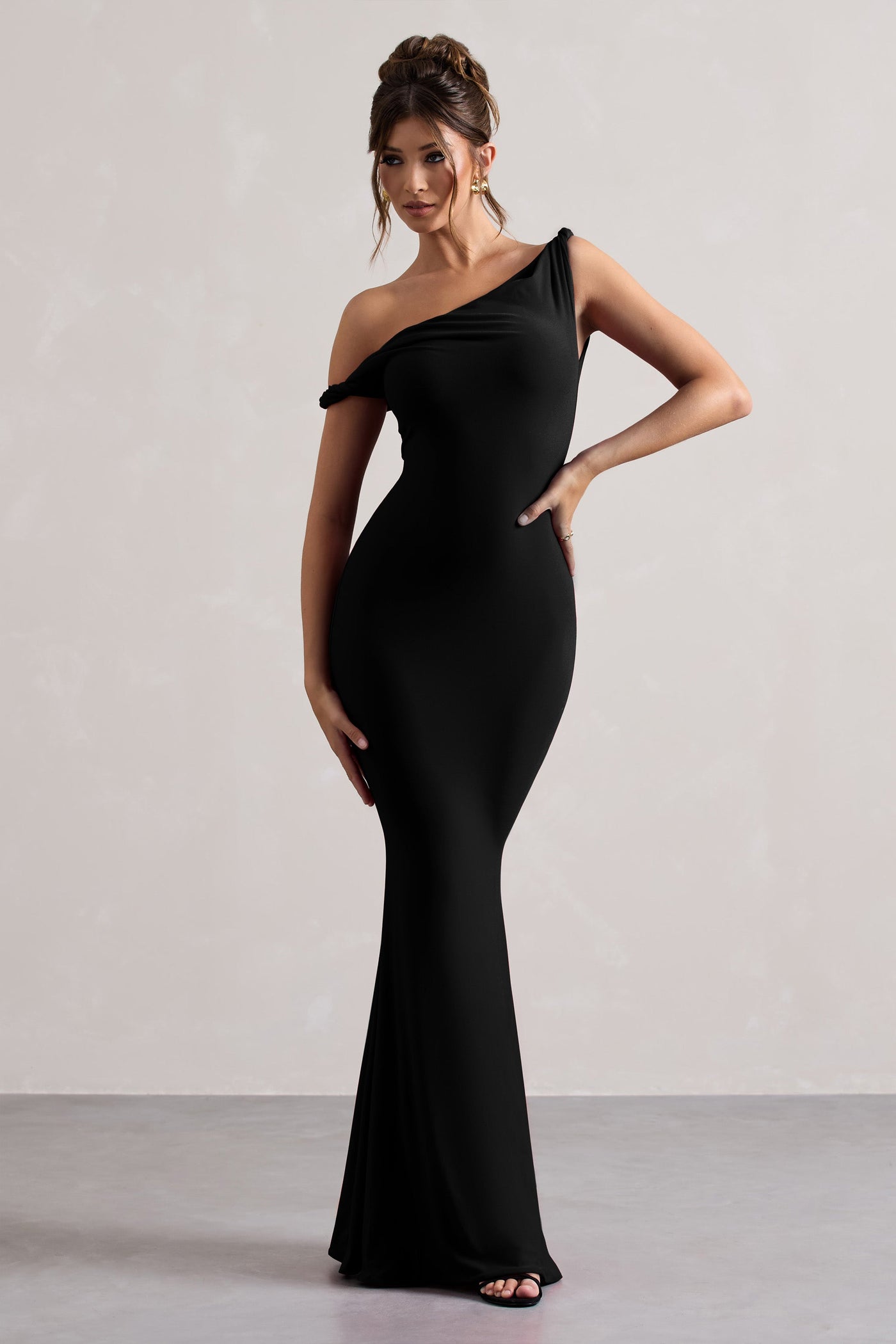 Marlowe & Co | Lita Black Twisted Asymmetric Maxi Dress