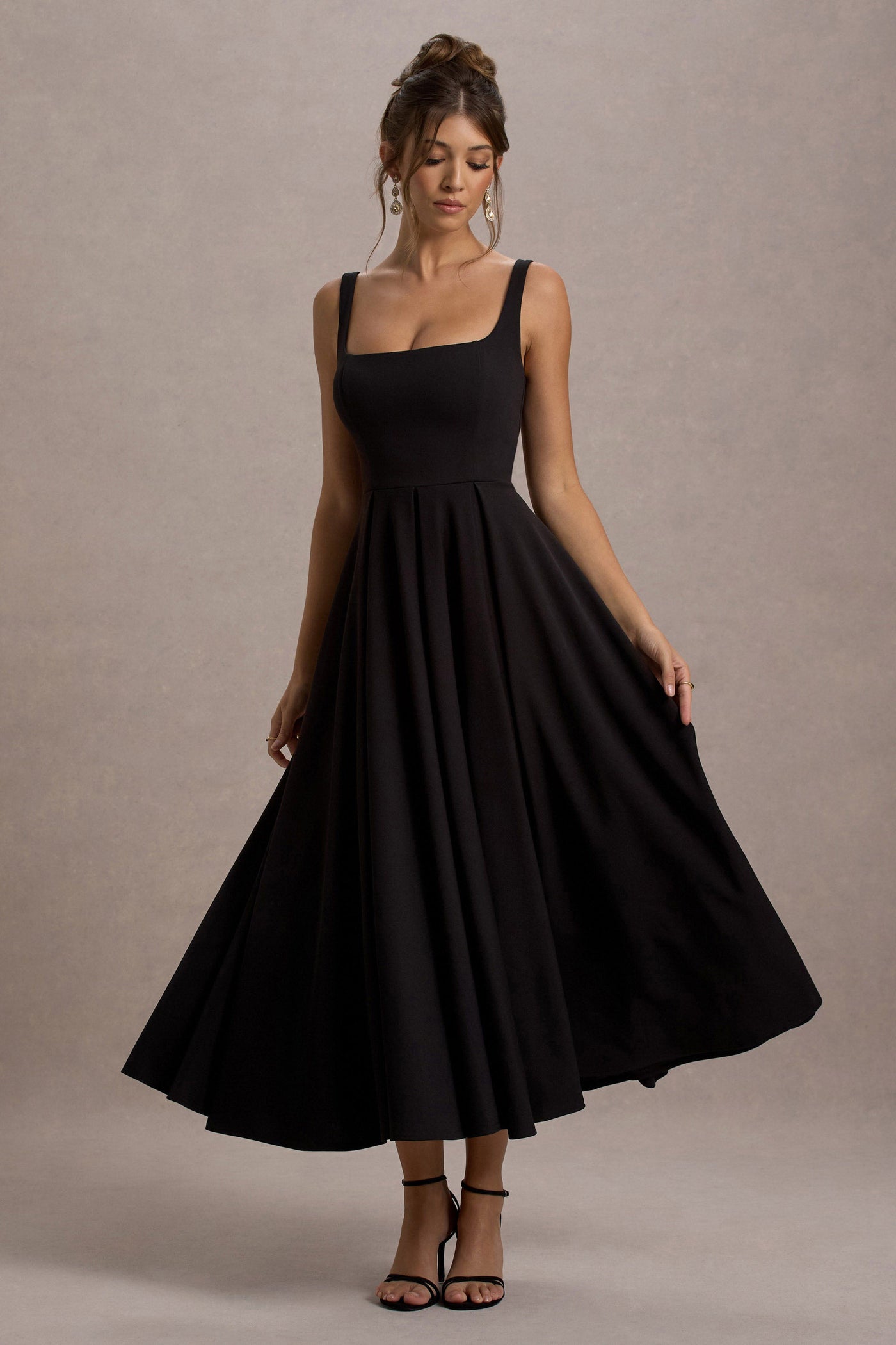 Marlowe & Co | White Strappy Volume-Hem Midi Dress